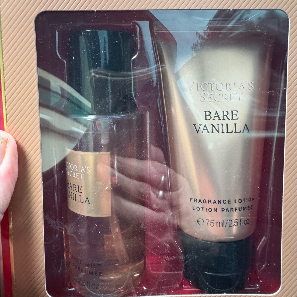 Victoria's Secret Bare Vanilla Fragrance Mist & Lotion Set - Gold and Black - Picture 1 of 3